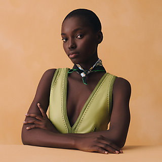 Jumping scarf 45 | Hermès USA